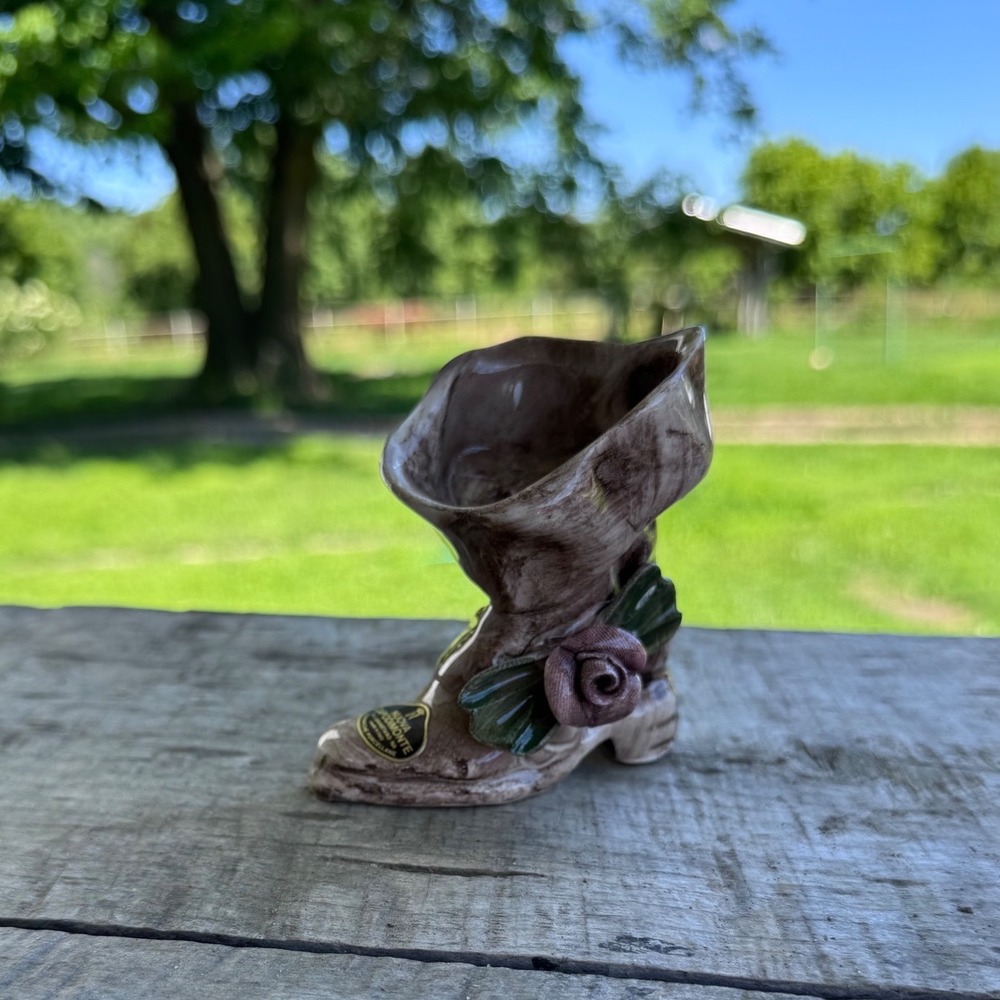 Nuova Capodimonte Italy Porcelain Boot Figurine Rose Flower Brown Marbled Glaze‎
